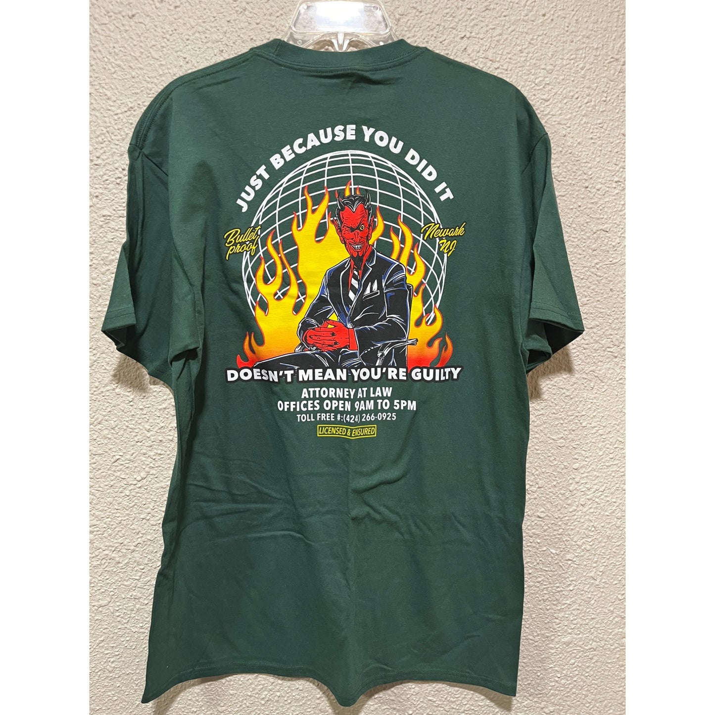 "Just because you did it" Green Short Sleeve Graphic T-shirt Size L