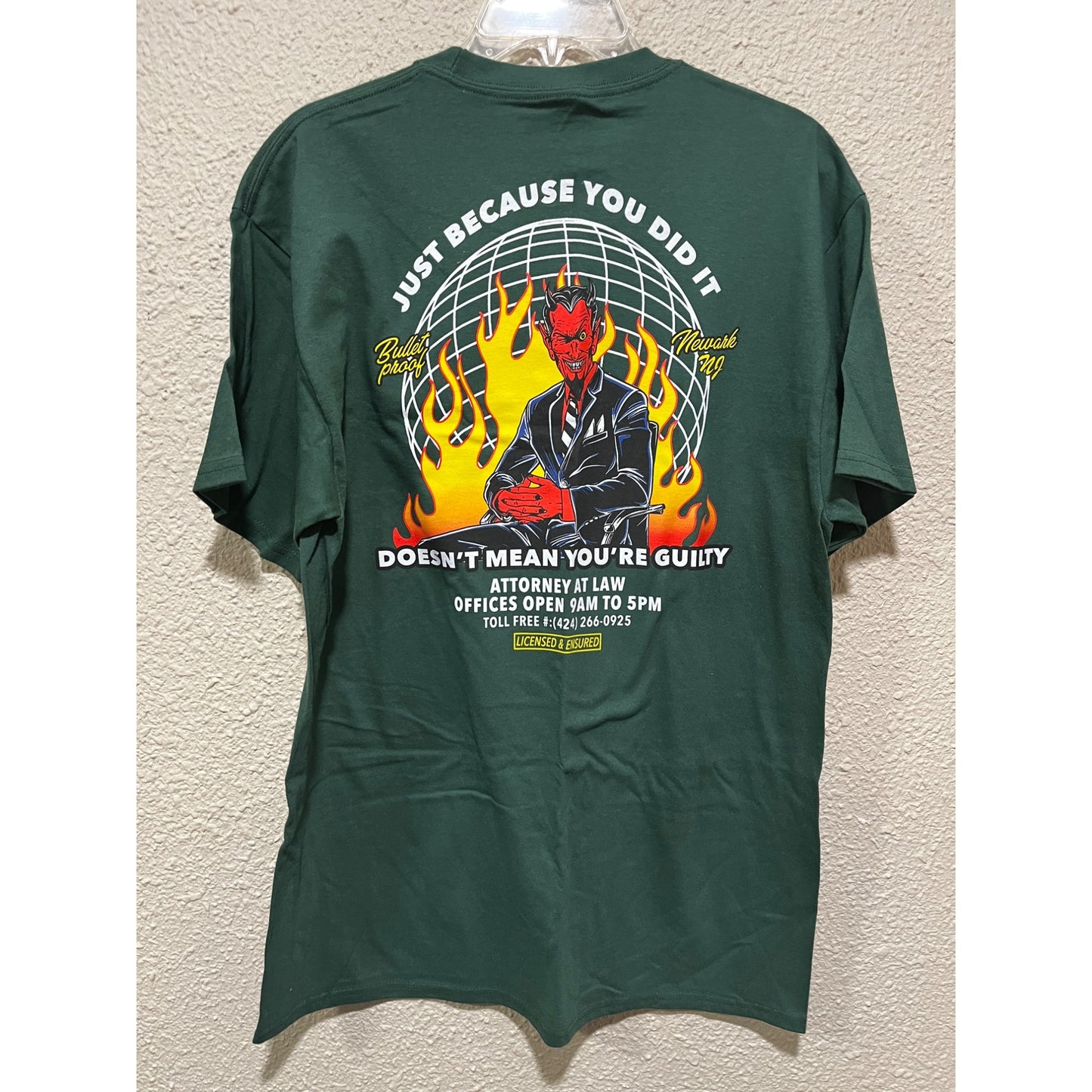 "Just because you did it" Green Short Sleeve Graphic T-shirt Size L