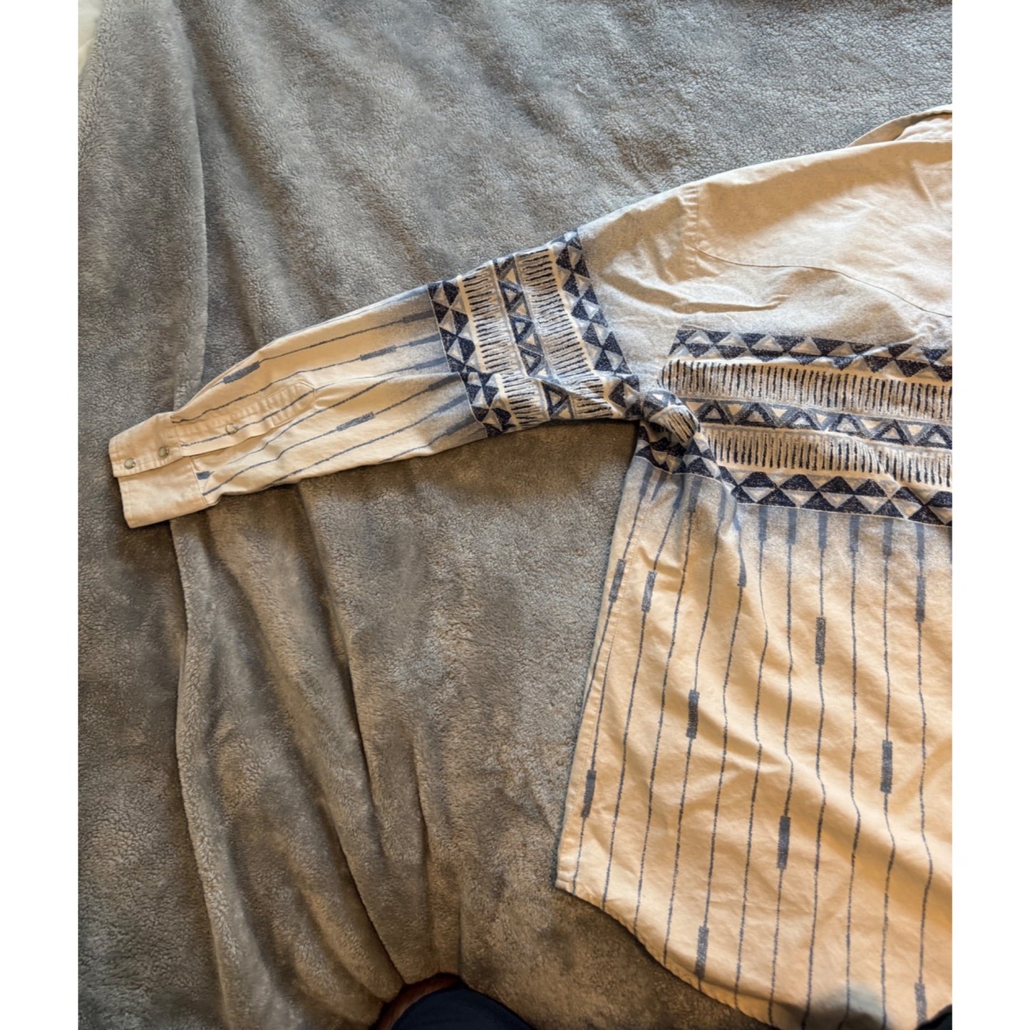 Vintage 80’s Cowboy Turtle Association Western Pattern Button Down Shirt – Size L