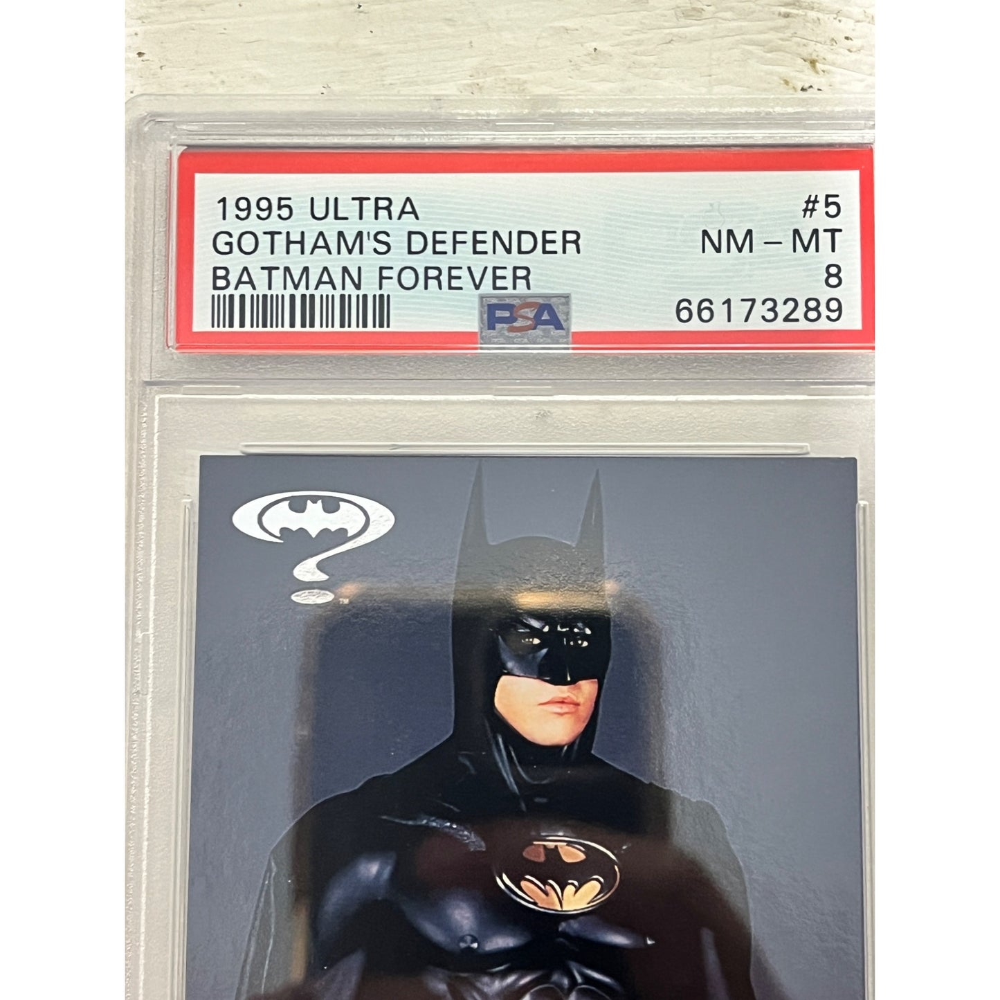 Vintage 1995 Fleer Ultra Batman Forever Movie "Gothams Defender" Trading Card PSA 8