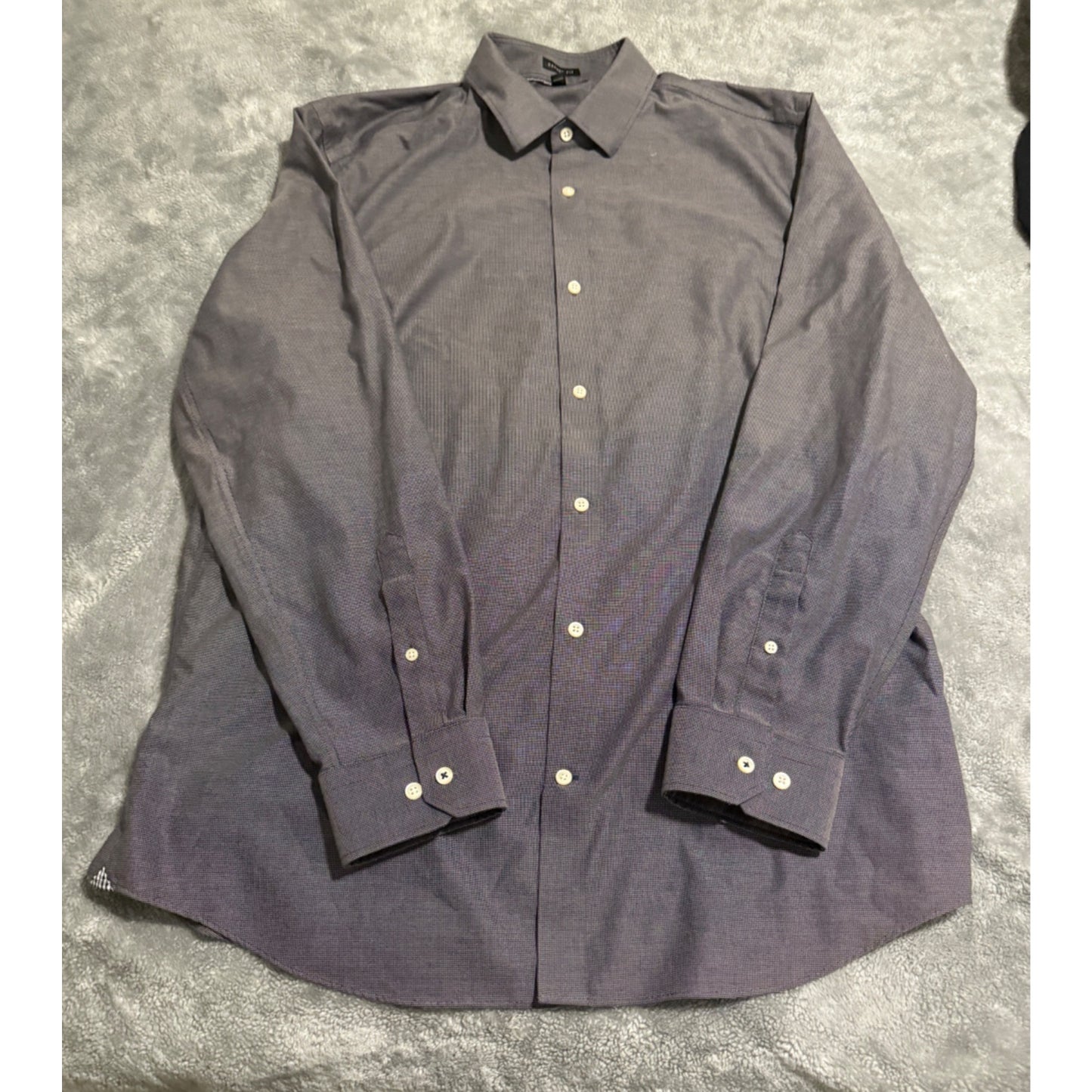 Banana Republic Men’s Gray Camden Fit Non-Iron Shirt – Size XL