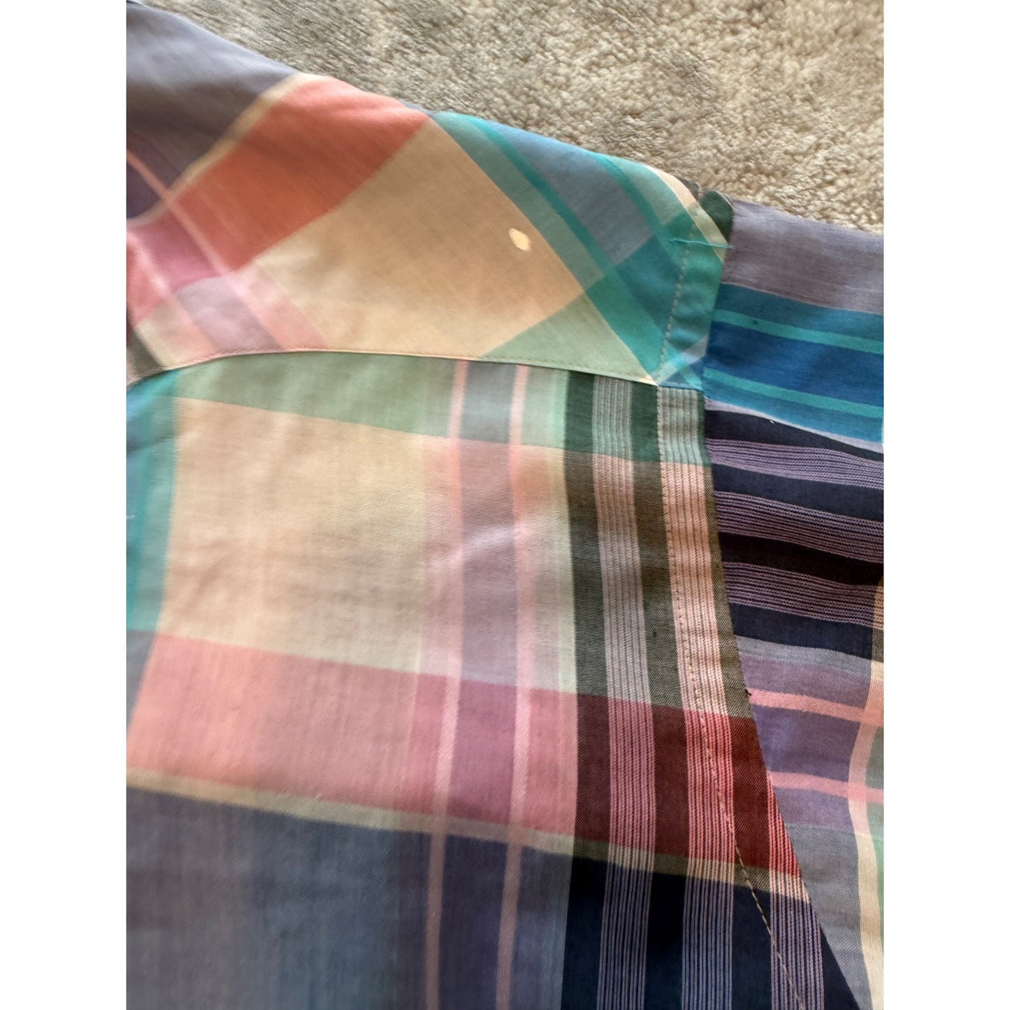 Vintage 1980s Wrangler Pearl Snap Plaid Cotton Poly X-Long Tails Shirt – Size L