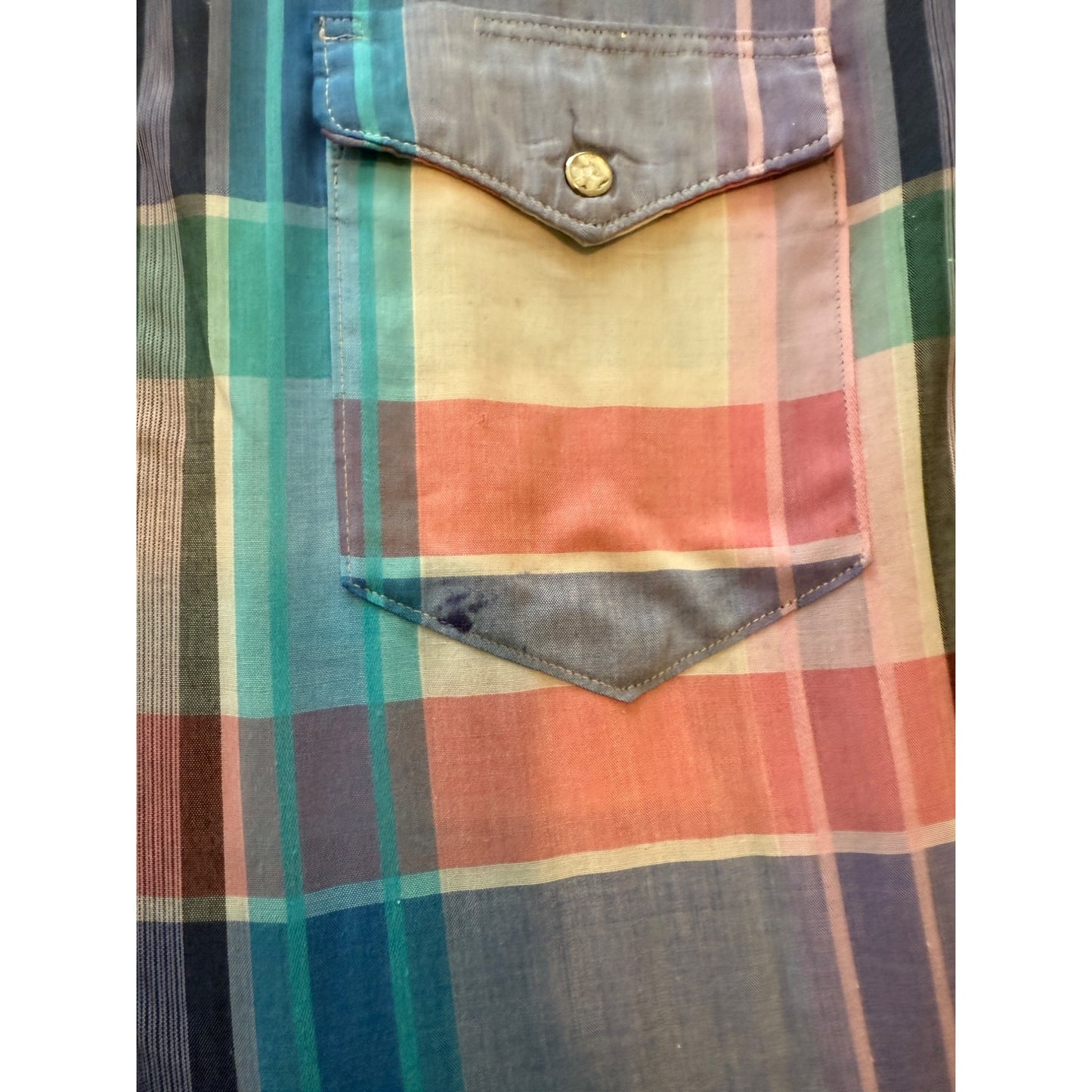Vintage 1980s Wrangler Pearl Snap Plaid Cotton Poly X-Long Tails Shirt – Size L