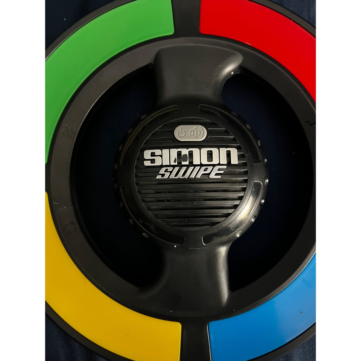 Simon Swipe Electronic Handheld Memory Game Hasbro 2013