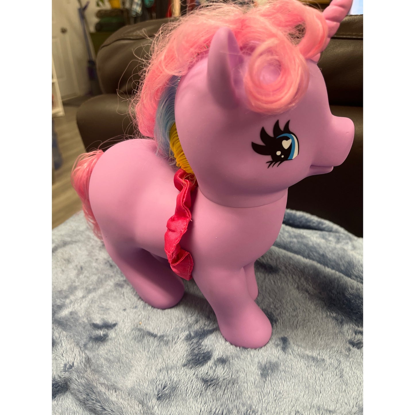 My Little Pony Model Hasbro SML-16-B1 Purple/ Pink Blue Yellow Hair Bird Design