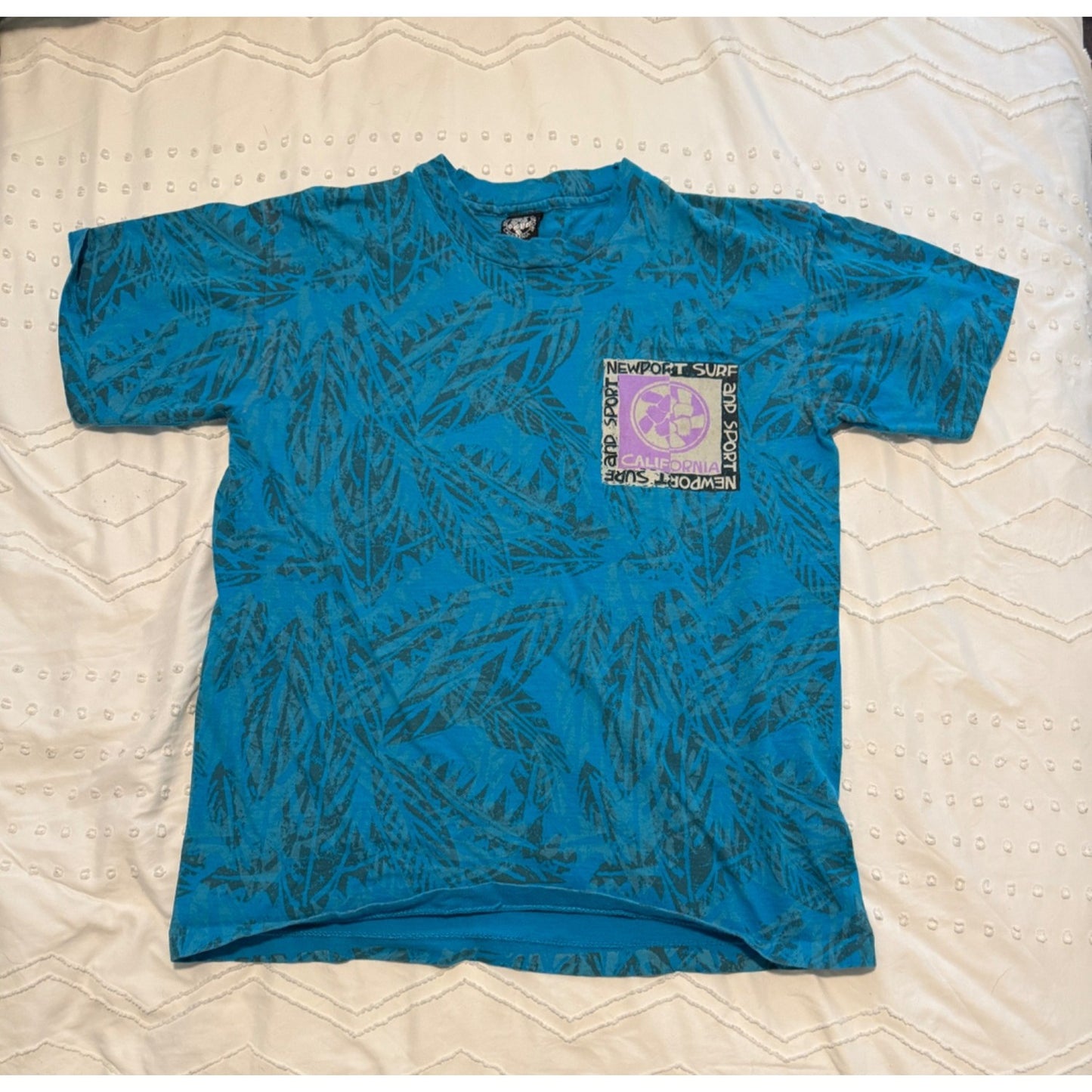 New Port Surf & Sport Blue Short Sleeve Shirt Size L