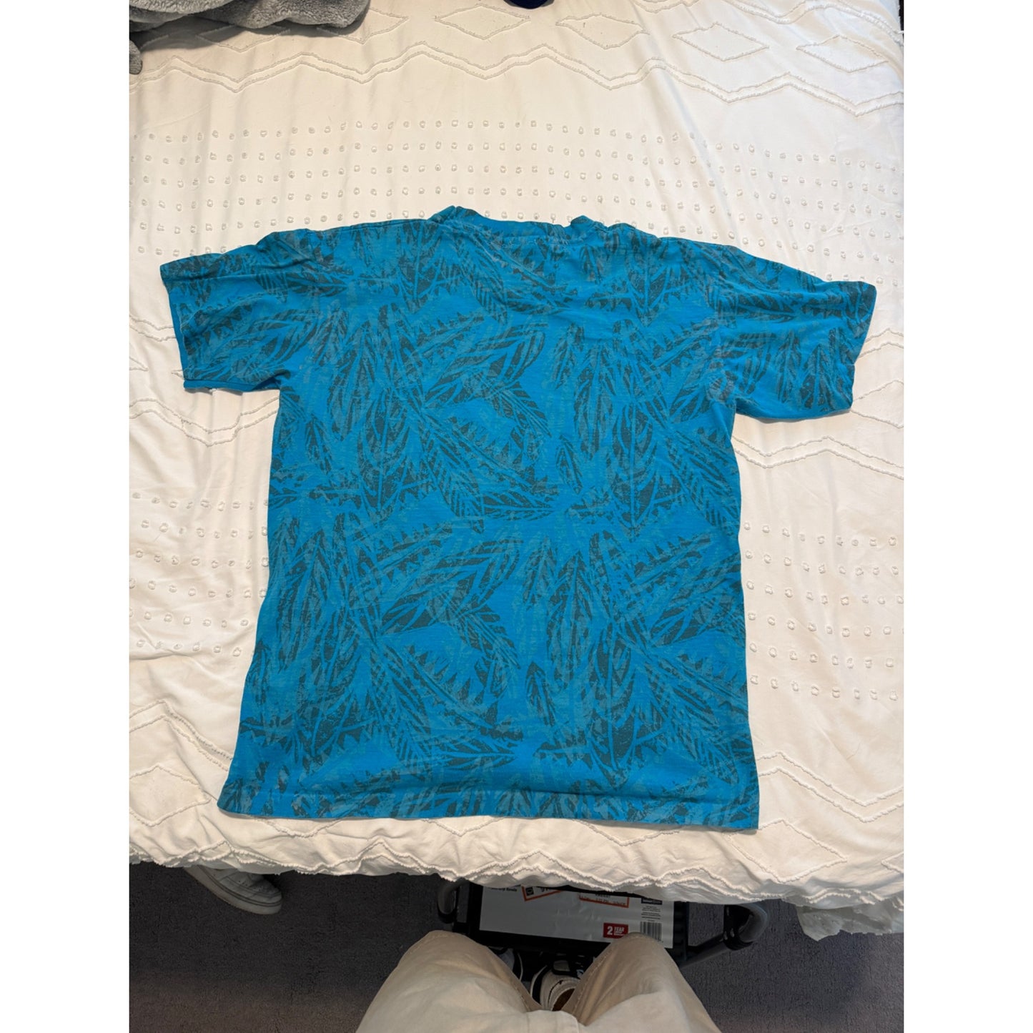 New Port Surf & Sport Blue Short Sleeve Shirt Size L