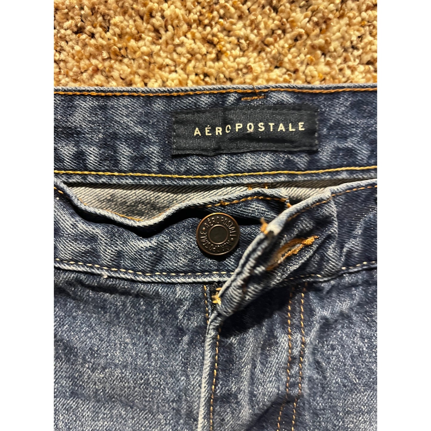 Aeropostale Womens Loose Cut Off Distressed Denim Shorts Size 31