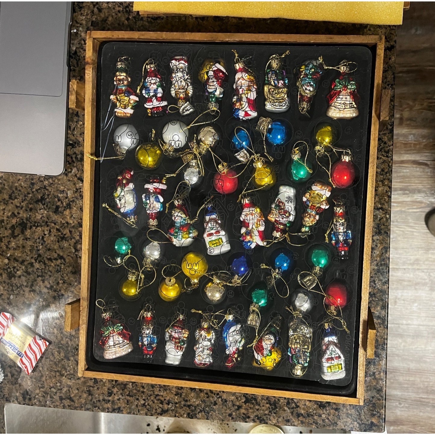 Thomas Pacconi Classics 48 Pc Blown Glass Ornament In Wood Chest Complete 2003