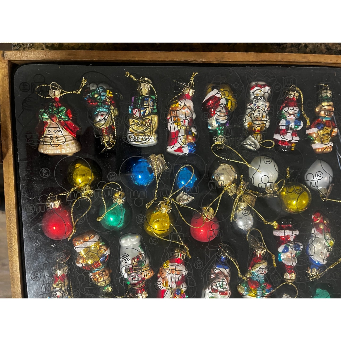 Thomas Pacconi Classics 48 Pc Blown Glass Ornament In Wood Chest Complete 2003