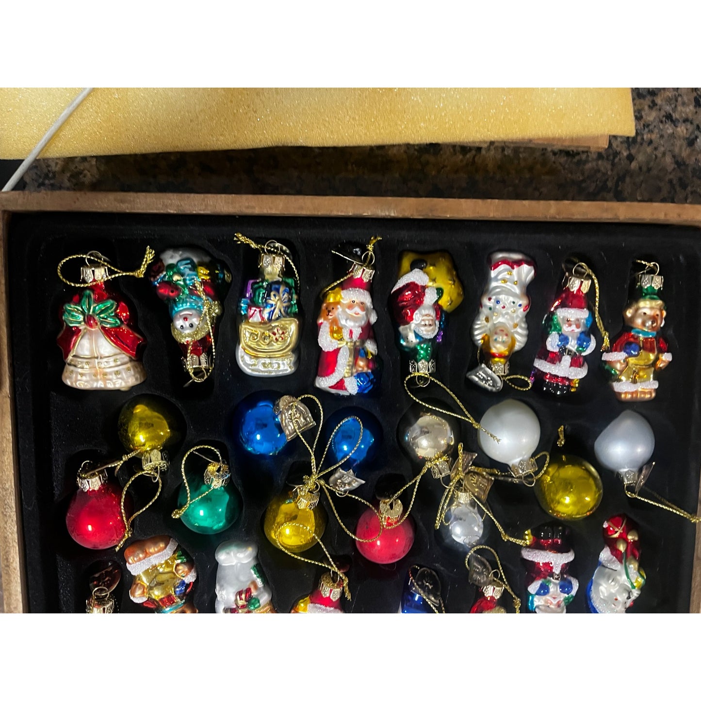 Thomas Pacconi Classics 48 Pc Blown Glass Ornament In Wood Chest Complete 2003