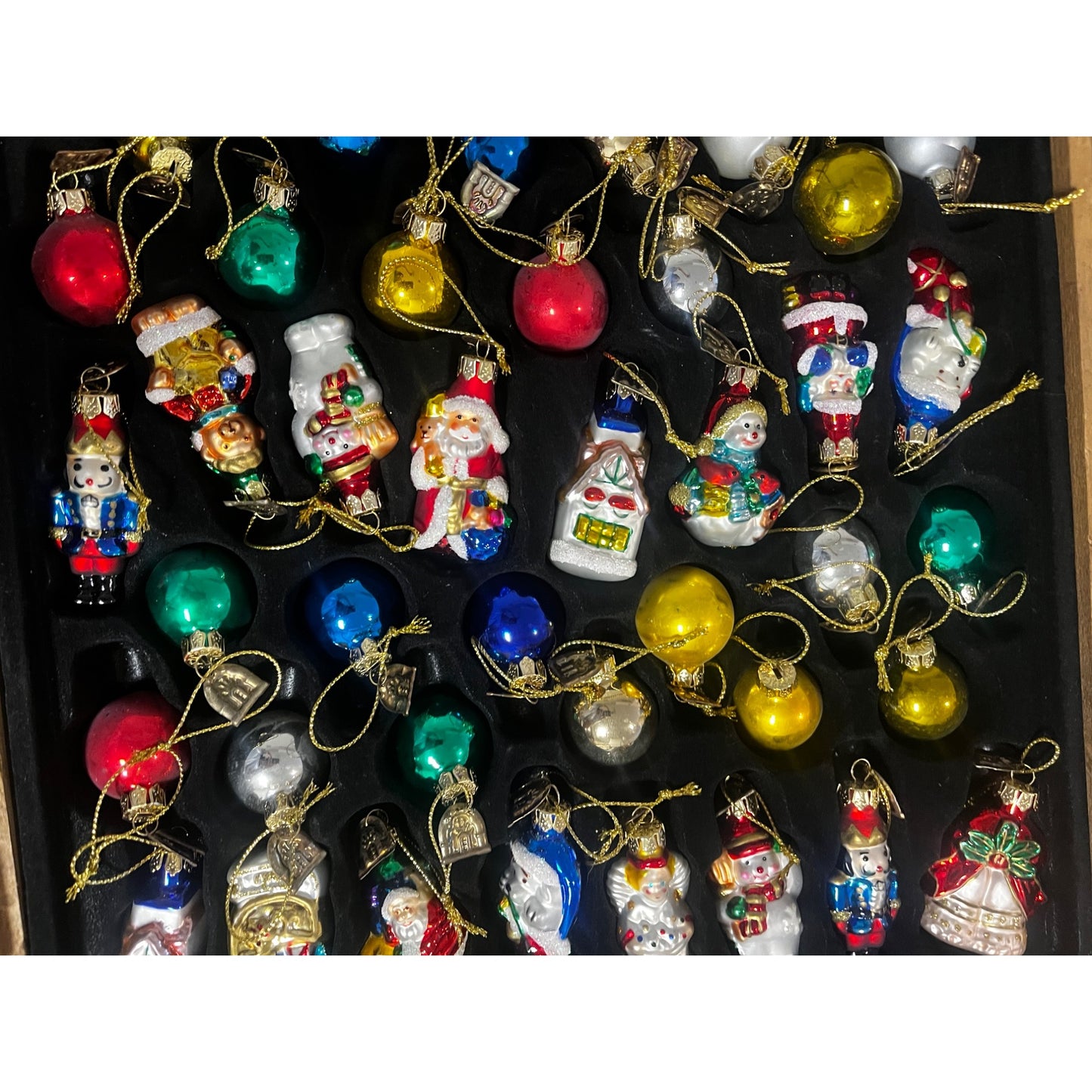Thomas Pacconi Classics 48 Pc Blown Glass Ornament In Wood Chest Complete 2003