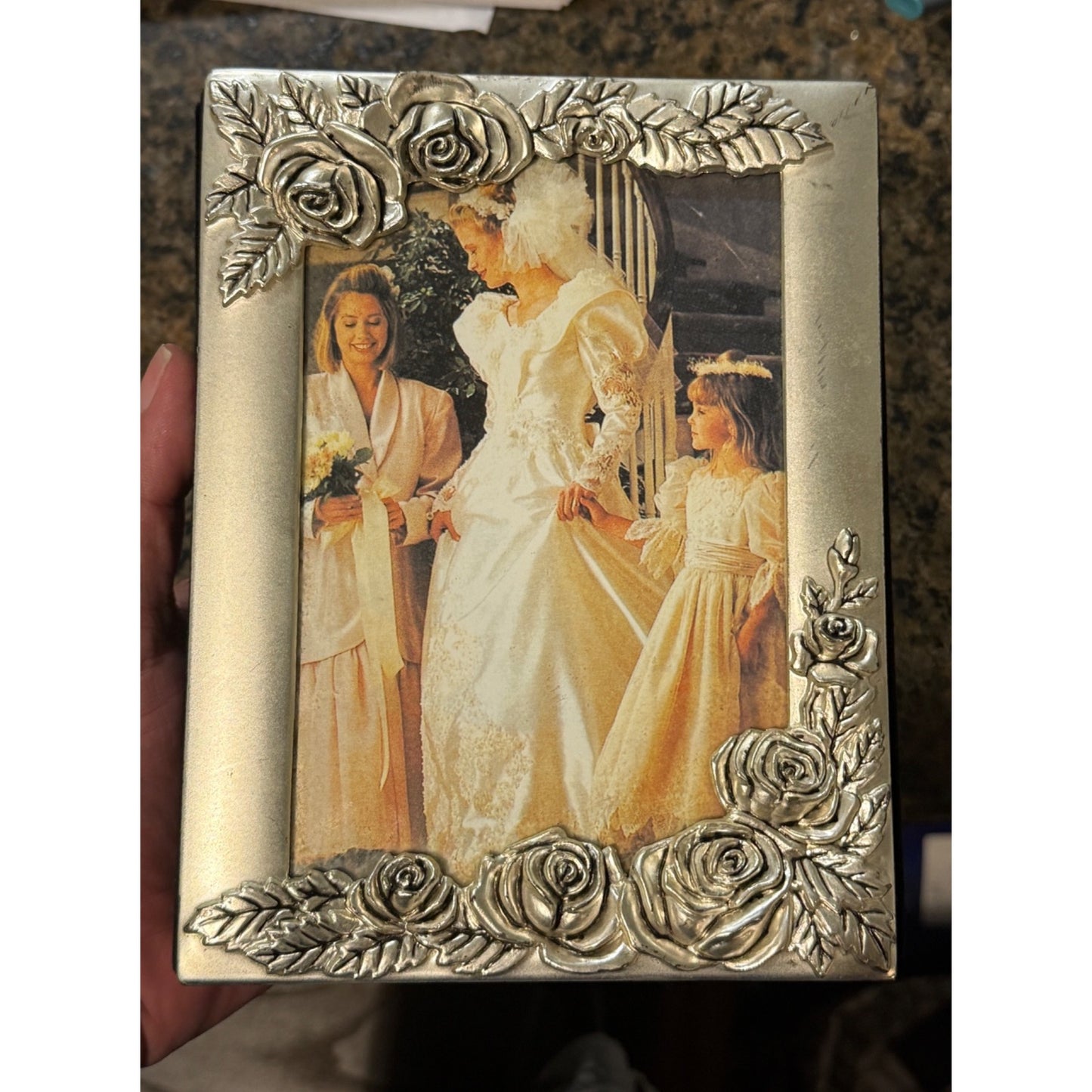 Vintage Beautiful Silver Plated Rose Wedding Photo Album 100 4x6