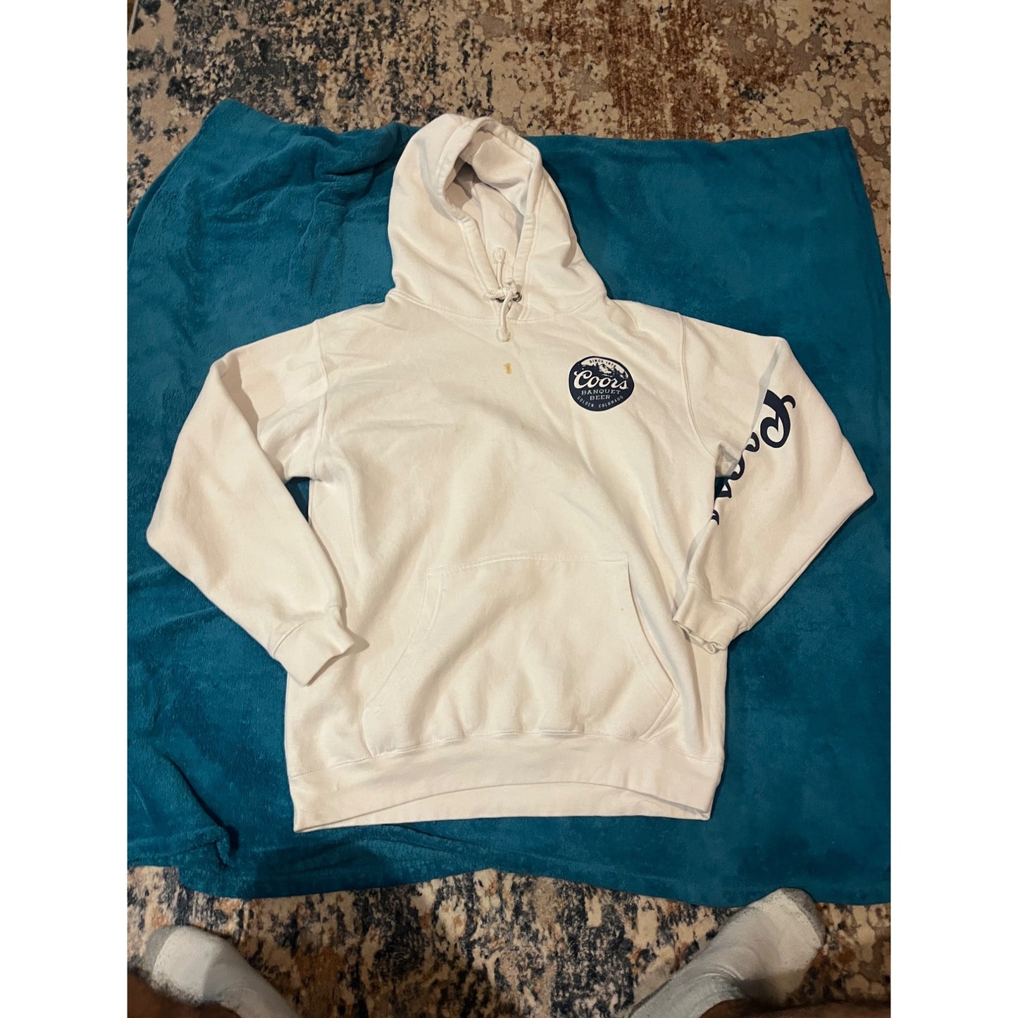 Coors Light White Pullover Sweater Hoodie Size L