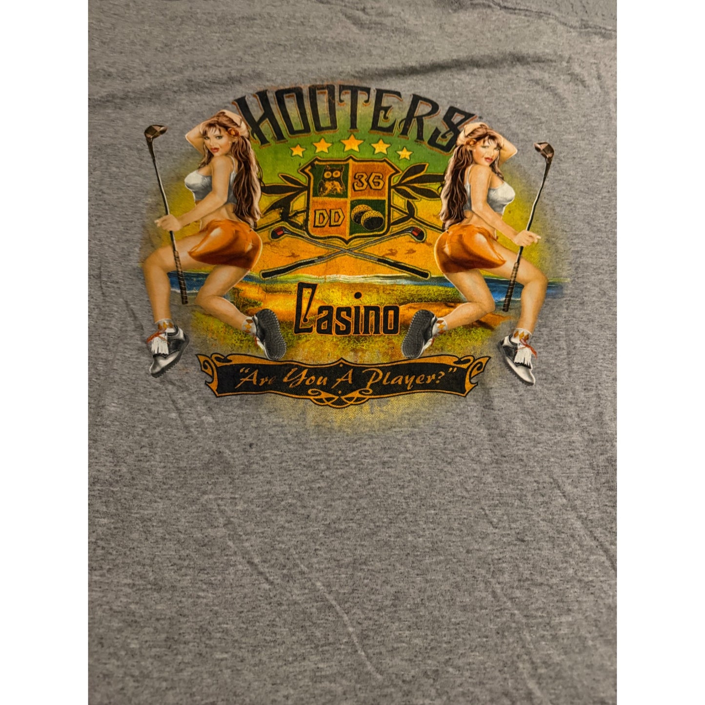 Hooters Gildan Mens Casino Golf Short Sleeve Graphic Gray T-shirt Size XL