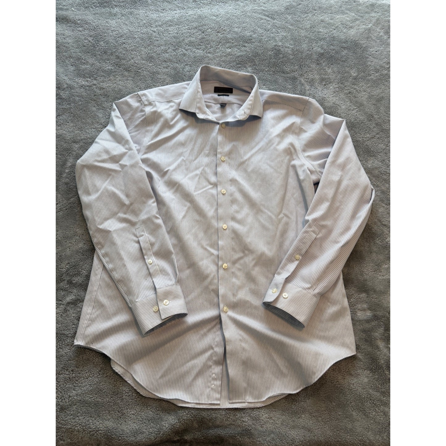 Calvin Klein Men’s Slim Fit Non-Iron Button Down Shirt – Size L