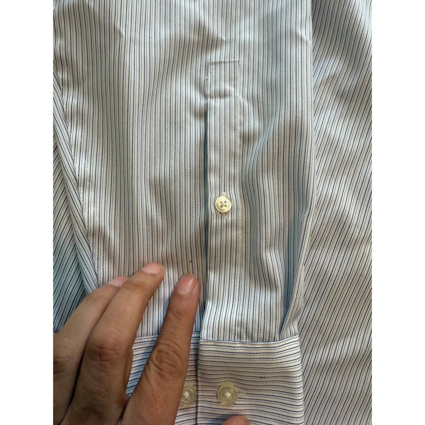 Calvin Klein Men’s Slim Fit Non-Iron Button Down Shirt – Size L