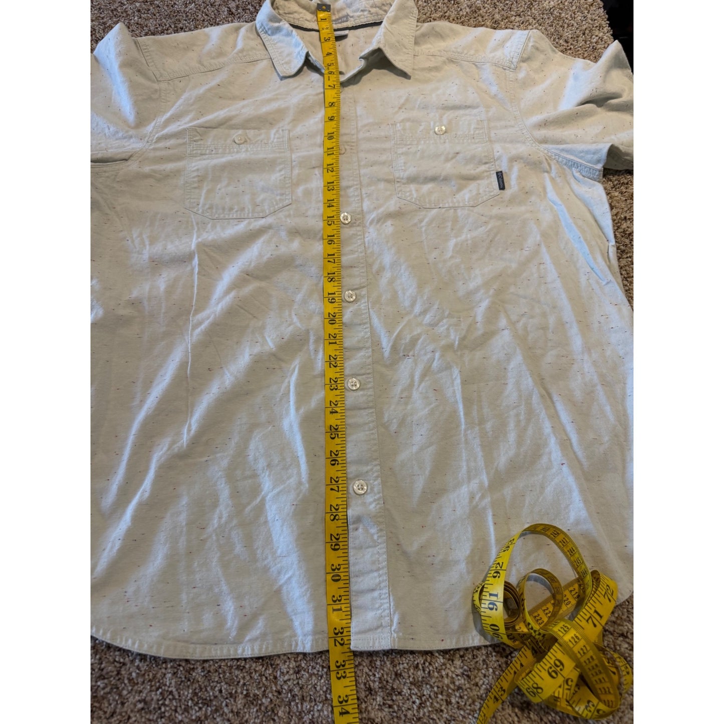Columbia Sportswear Short Sleeve Button-Down Shirt Men's XL Tan Flecked