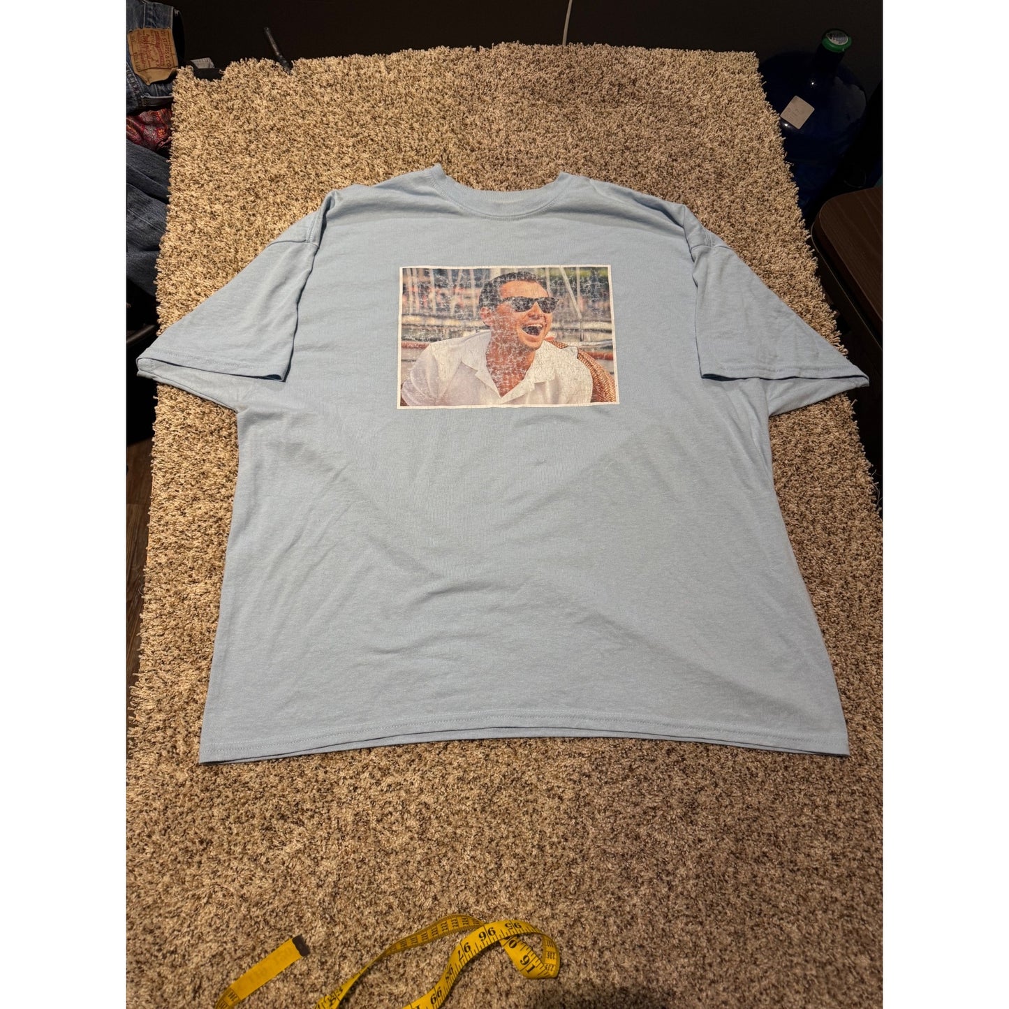 Gildan Leonardo DiCaprio Wolf of Wall Street Meme Graphic T-Shirt Men's 2XL Blue