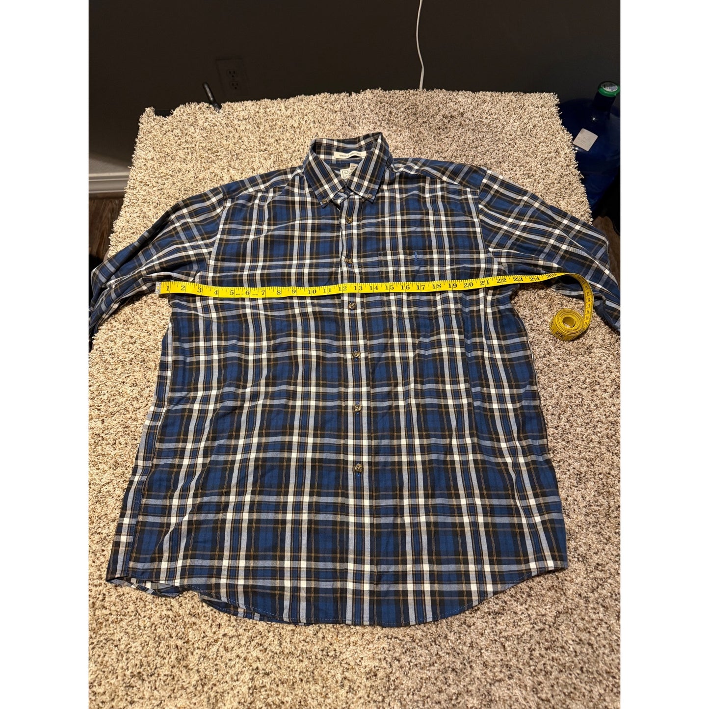L.L.Bean Blue Plaid Button Down Shirt Men’s M Wrinkle Resistant Cotton Blend