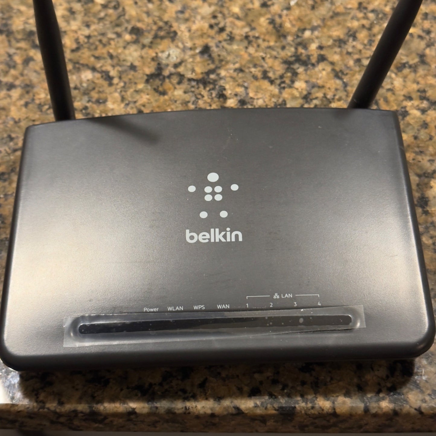 Belkin N300 Wi-Fi N Router F9K1007 Red Black Wireless Router