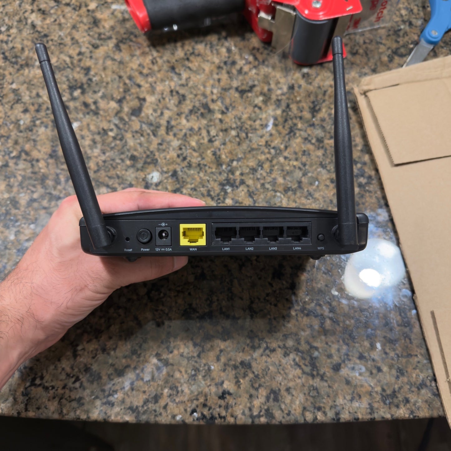 Belkin N300 Wi-Fi N Router F9K1007 Red Black Wireless Router