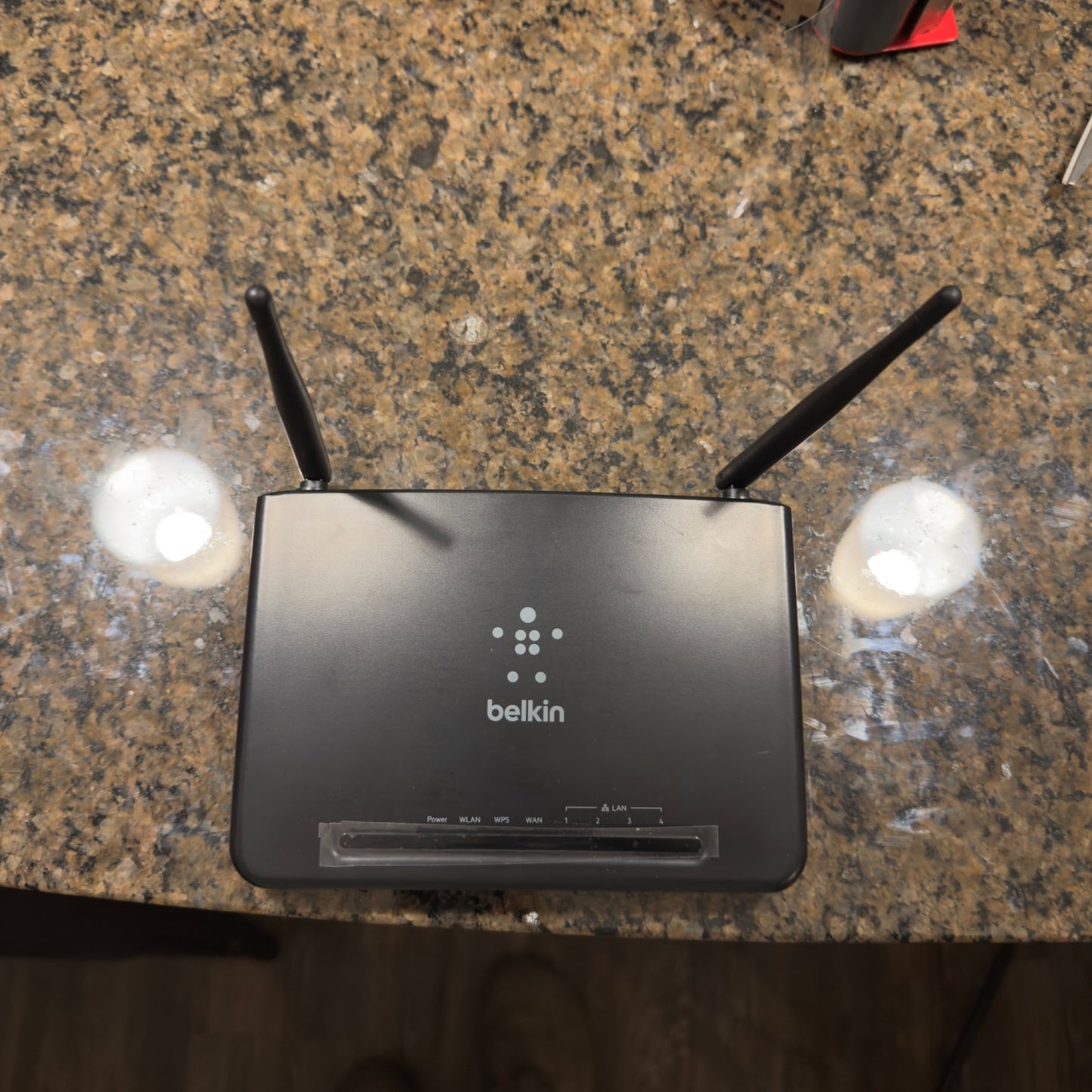 Belkin N300 Wi-Fi N Router F9K1007 Red Black Wireless Router
