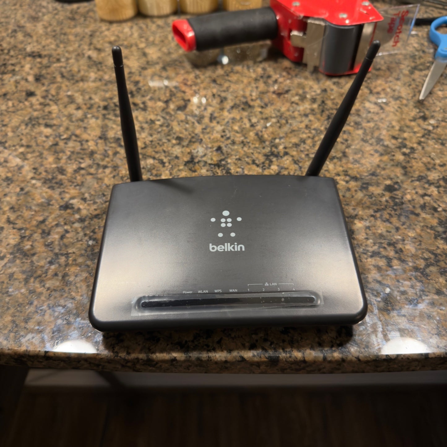 Belkin N300 Wi-Fi N Router F9K1007 Red Black Wireless Router