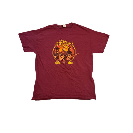 Vintage Gildan The Doobie Brothers Live Short Sleeve Maroon T-Shirt – Size L