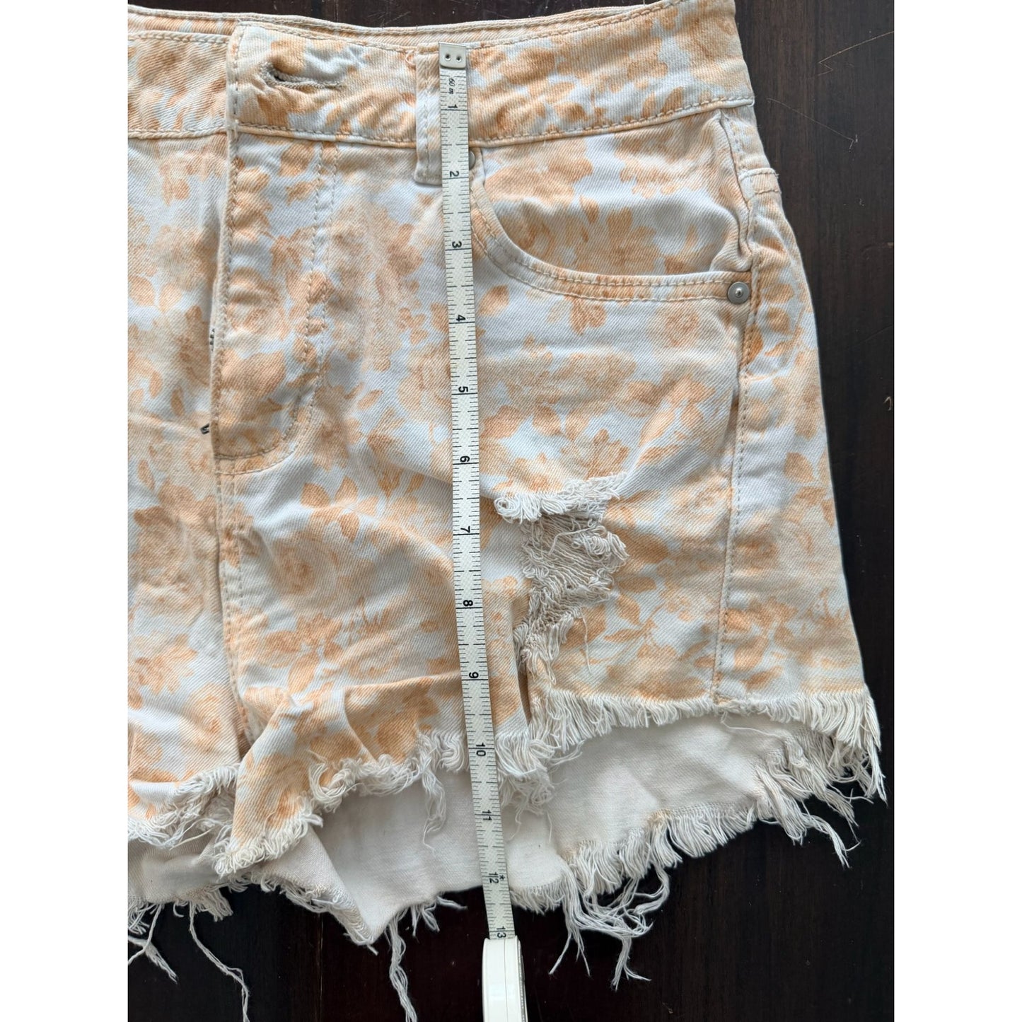 Sapphire Ink Women's Shorts Juniors 5 Peach Floral Print Cream Denim Y2K
