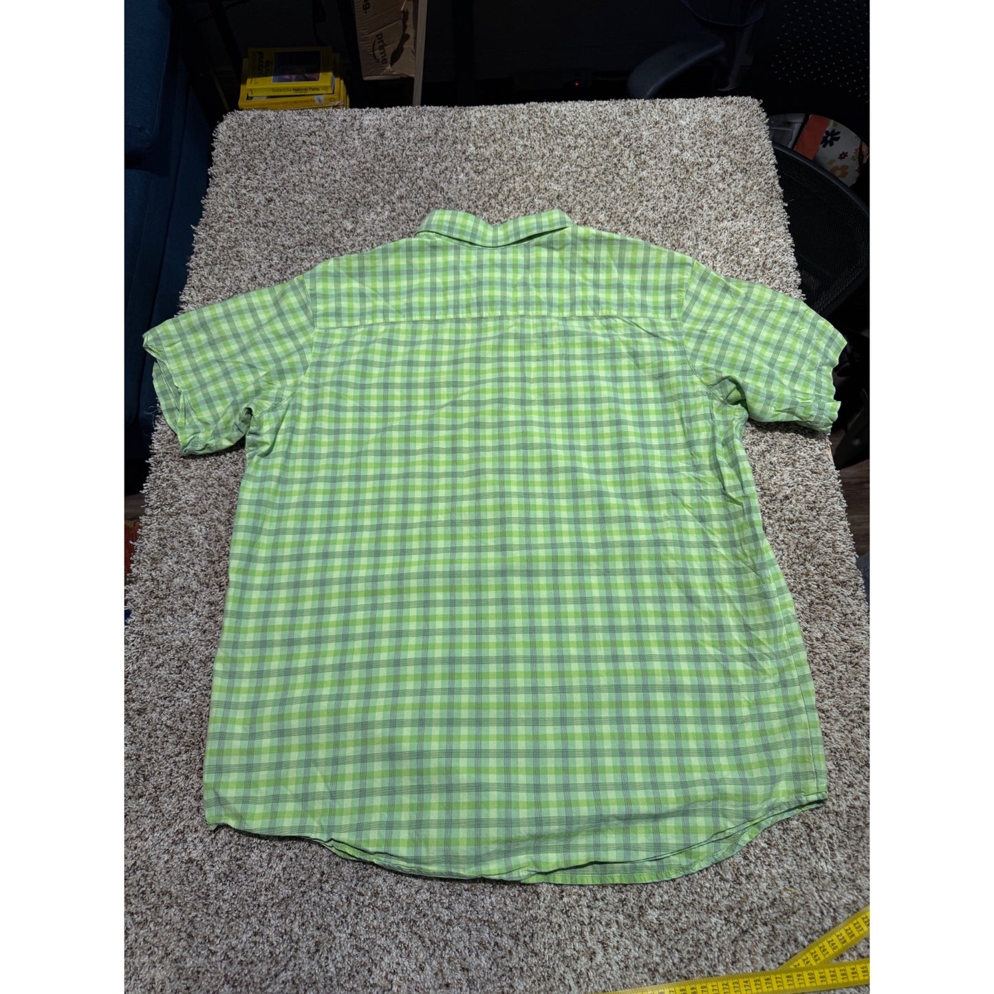 Columbia Sportswear Green Gray Plaid Button Down Shirt Men's XL Regular Fit